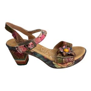 L’Artiste Leilane Sling Back Floral Sandals Size 41